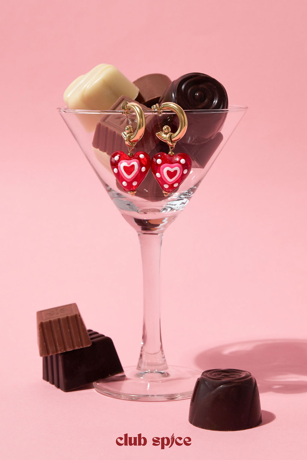 Earrings with pendant decorated heart